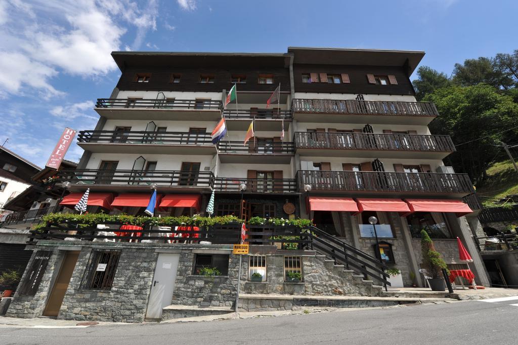 Hotel Etoile De Neige Valtournenche Zewnętrze zdjęcie
