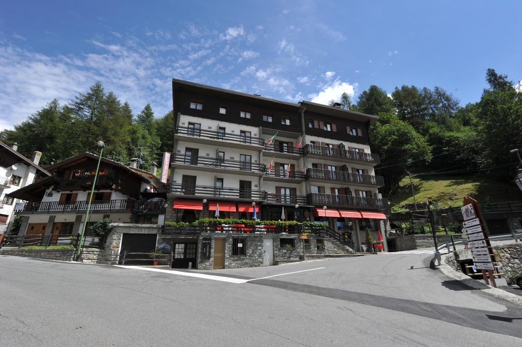 Hotel Etoile De Neige Valtournenche Zewnętrze zdjęcie
